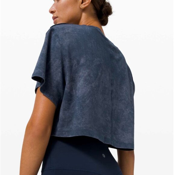 Lululemon All Yours Crop Tee *Wash Cloudy Wash True Navy - Picture 3 of 9